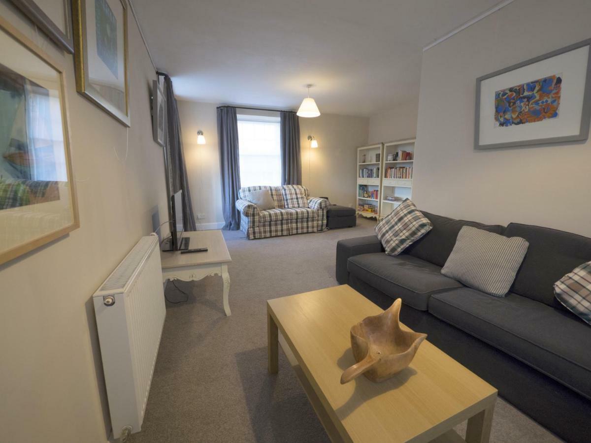 The Gallery Flat, 4 Tannage Brae Kirriemuir Exterior photo